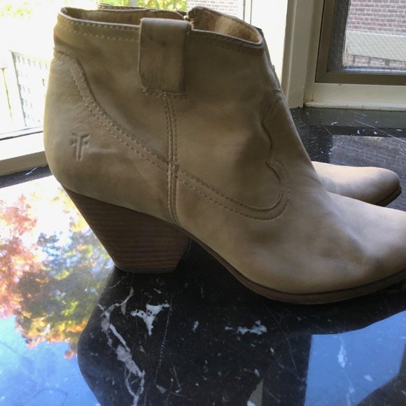 Frye Reed Bootie-Beige Multi